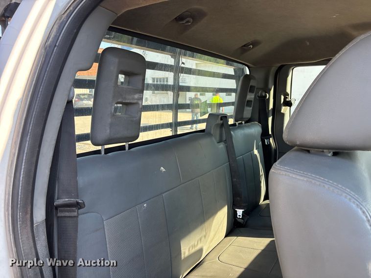 image for item EM5123 2011 Ford F550 Ext. Cab flatbed truck