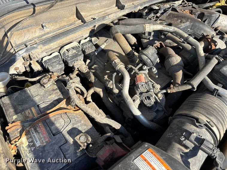 image for item EM5123 2011 Ford F550 Ext. Cab flatbed truck