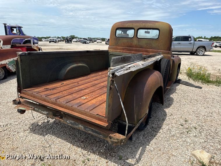 image for item EN0426 1950 International L110 pickup truck