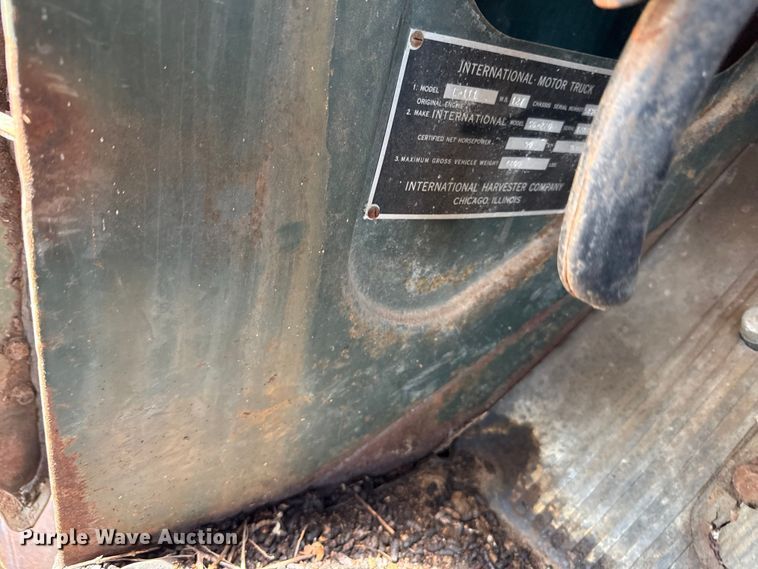 image for item EN0426 1950 International L110 pickup truck