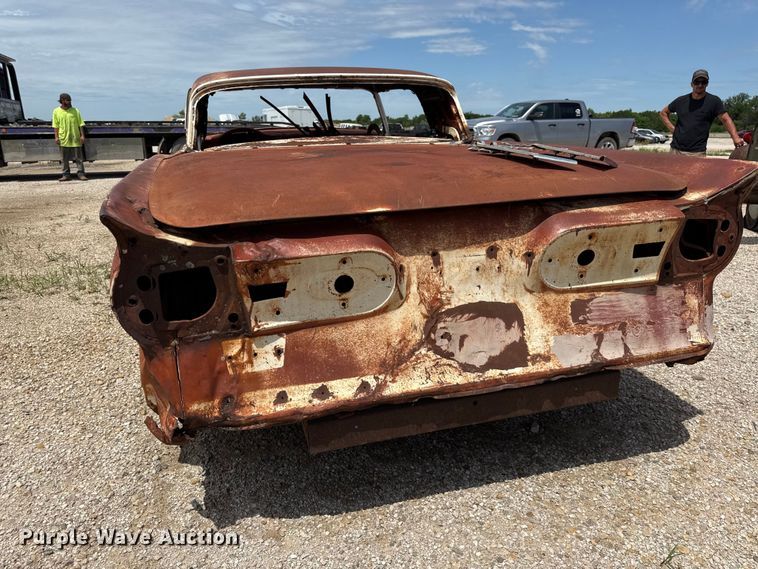 image for item EN0427 1958 Ford Fairlane 500 skyliner 