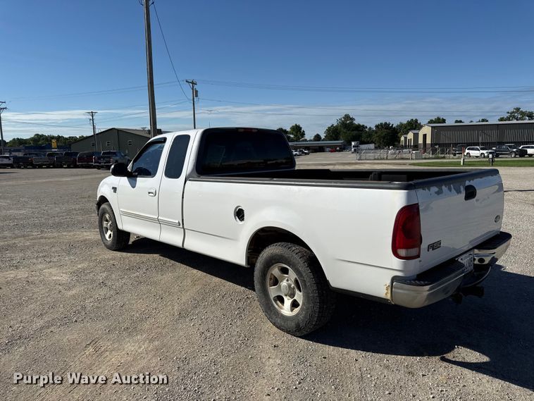 image for item EN0434 2001 Ford F150 Ext. Cab pickup truck