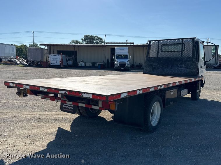 image for item EN0435 2017 Hino 195 dump flatbed truck