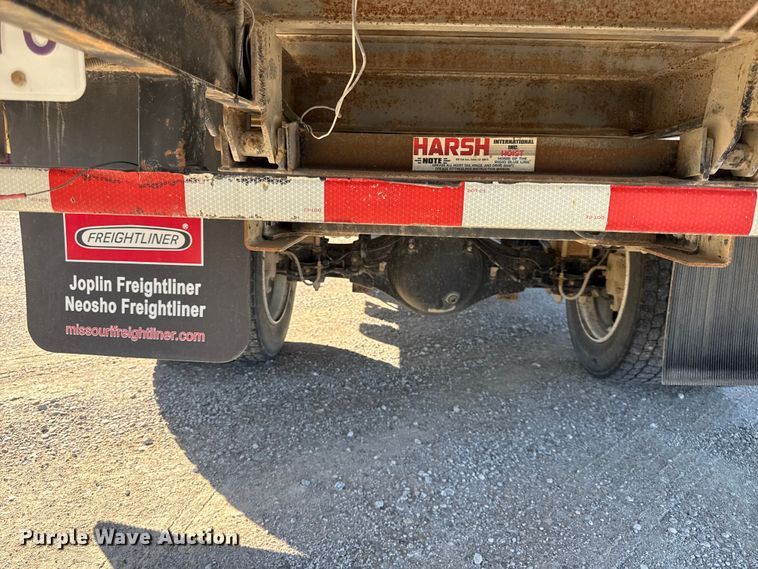 image for item EN0435 2017 Hino 195 dump flatbed truck