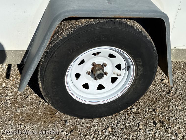 image for item EN0437 2009 Doolittle enclosed cargo trailer