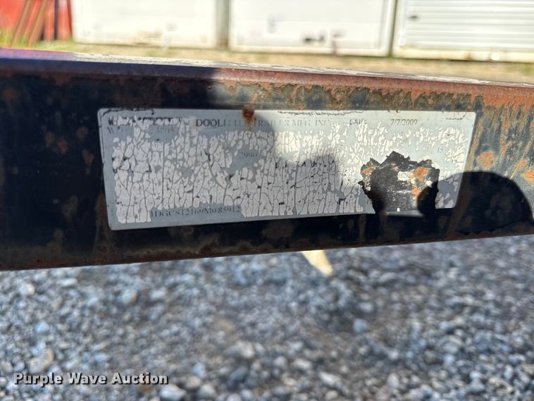 image for item EN0437 2009 Doolittle enclosed cargo trailer