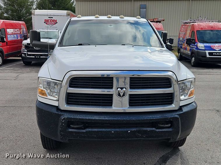 image for item EO7067 2011 Dodge Ram 3500 Crew Cab utility bed pickup truck