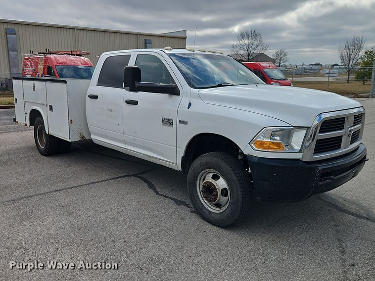 image for item EO7067 2011 Dodge Ram 3500 Crew Cab utility bed pickup truck