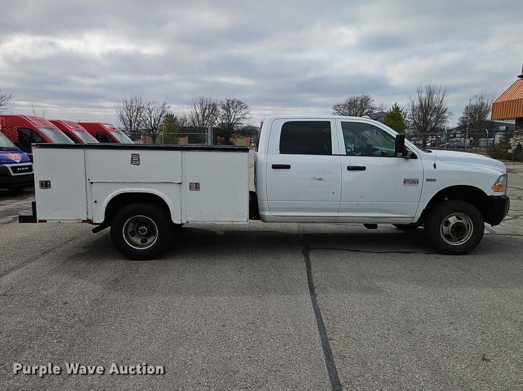 image for item EO7067 2011 Dodge Ram 3500 Crew Cab utility bed pickup truck