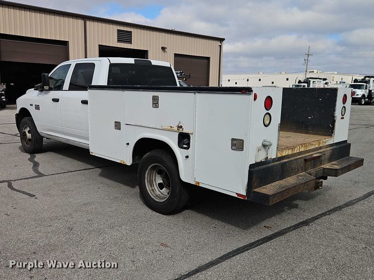 image for item EO7067 2011 Dodge Ram 3500 Crew Cab utility bed pickup truck