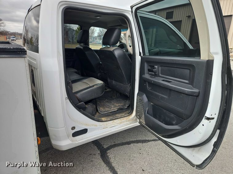 image for item EO7067 2011 Dodge Ram 3500 Crew Cab utility bed pickup truck