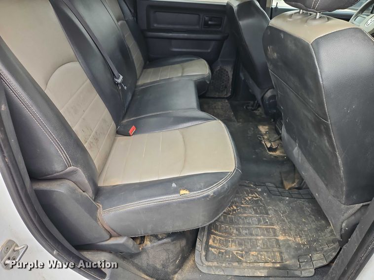 image for item EO7067 2011 Dodge Ram 3500 Crew Cab utility bed pickup truck