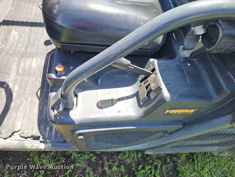 image for item EO7443 2014 Kubota X1120D utility vehicle