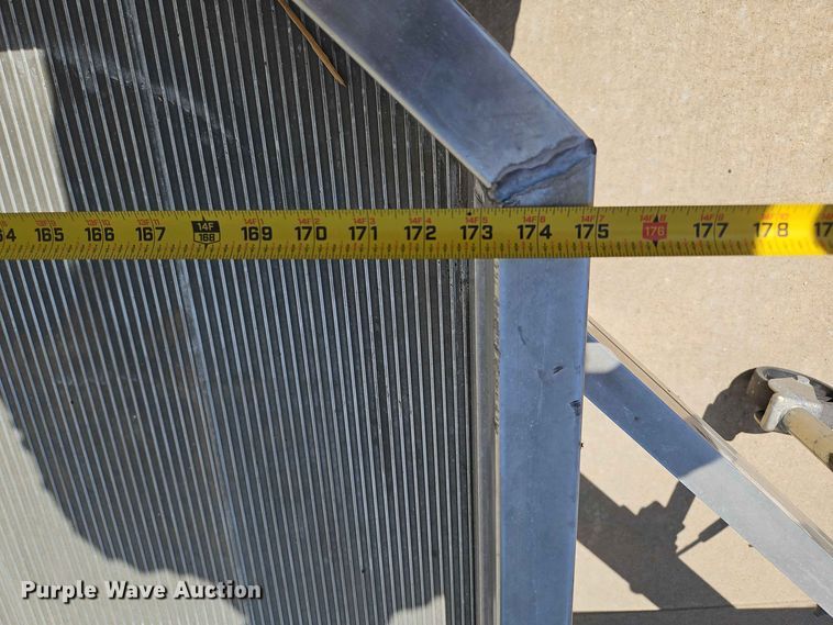 image for item EO8519 2023 Aluma Aluma utility trailer