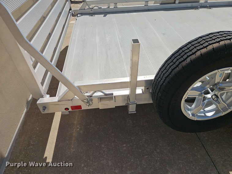 image for item EO8519 2023 Aluma Aluma utility trailer