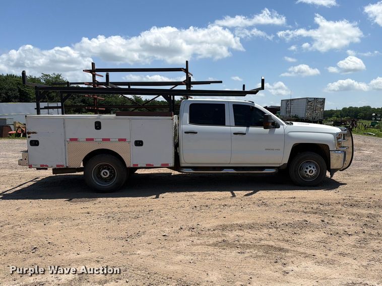 image for item EQ8003 2016 Chevrolet Silverado 3500HD Crew Cab utility bed pickup truck