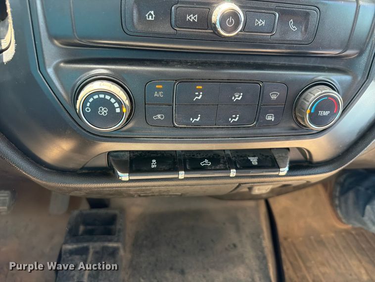 image for item EQ8003 2016 Chevrolet Silverado 3500HD Crew Cab utility bed pickup truck