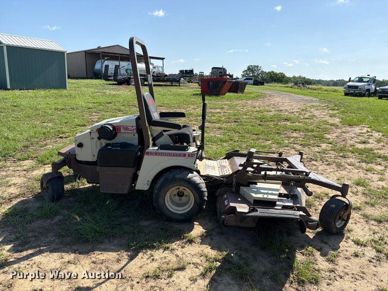 image for item EQ8004 Grasshopper 932 ZTR lawn mower