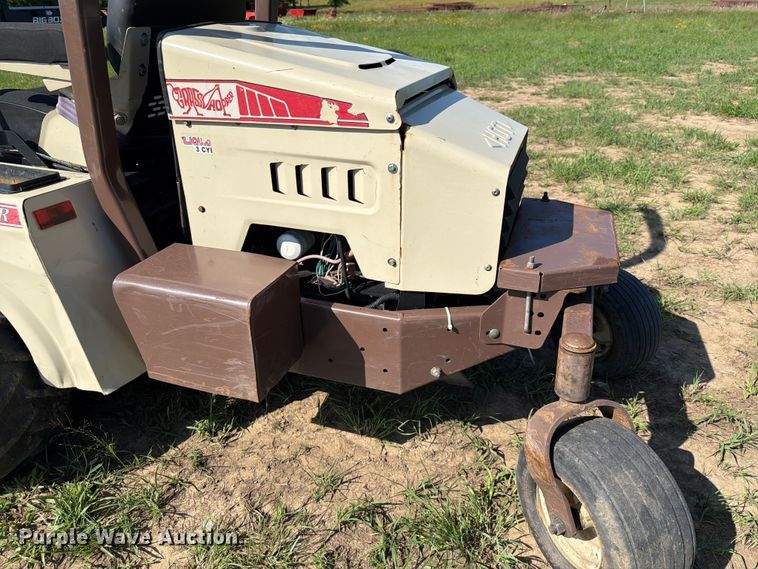 image for item EQ8004 Grasshopper 932 ZTR lawn mower