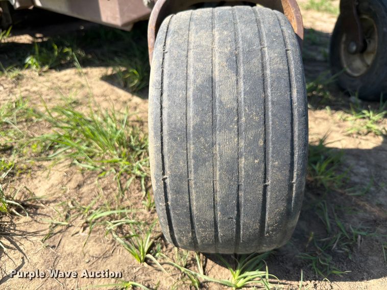 image for item EQ8004 Grasshopper 932 ZTR lawn mower