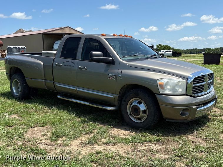 image for item EQ8010 2008 Dodge Ram 3500 Crew Cab pickup truck