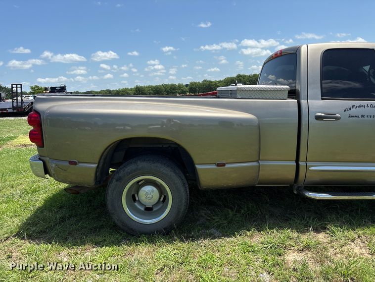 image for item EQ8010 2008 Dodge Ram 3500 Crew Cab pickup truck