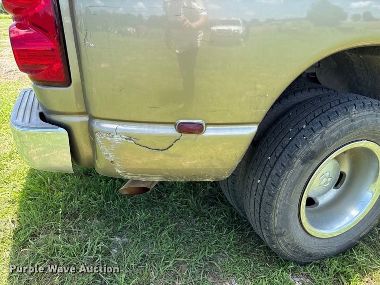 image for item EQ8010 2008 Dodge Ram 3500 Crew Cab pickup truck