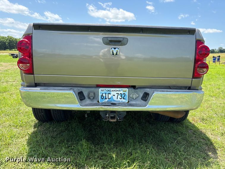 image for item EQ8010 2008 Dodge Ram 3500 Crew Cab pickup truck