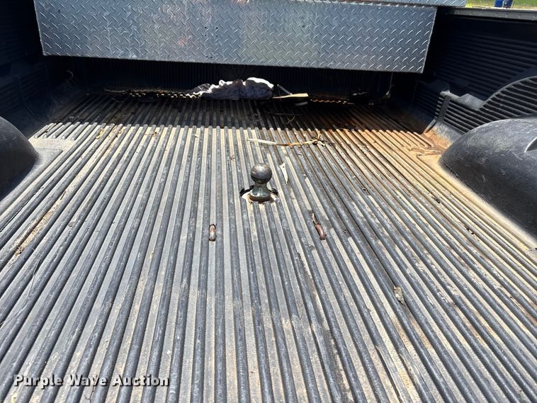 image for item EQ8010 2008 Dodge Ram 3500 Crew Cab pickup truck