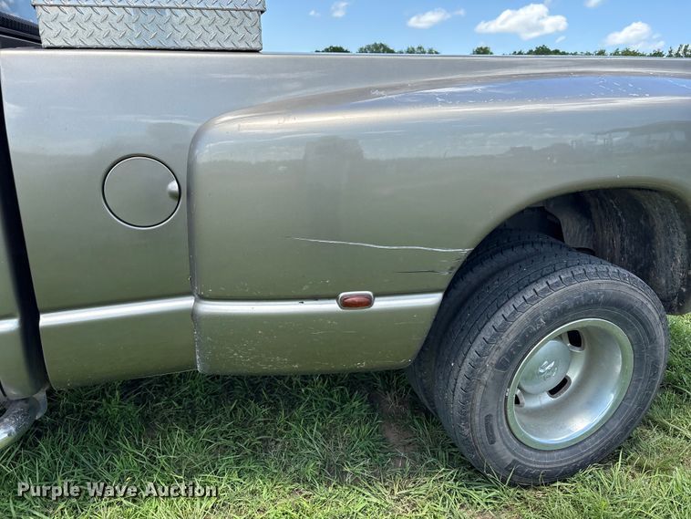 image for item EQ8010 2008 Dodge Ram 3500 Crew Cab pickup truck