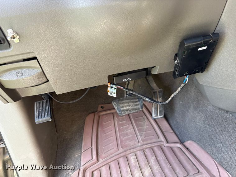 image for item EQ8010 2008 Dodge Ram 3500 Crew Cab pickup truck