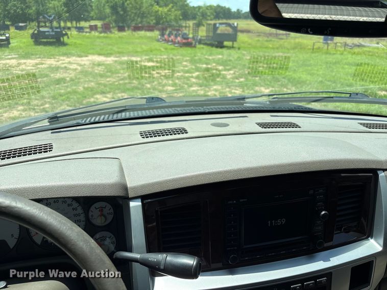 image for item EQ8010 2008 Dodge Ram 3500 Crew Cab pickup truck