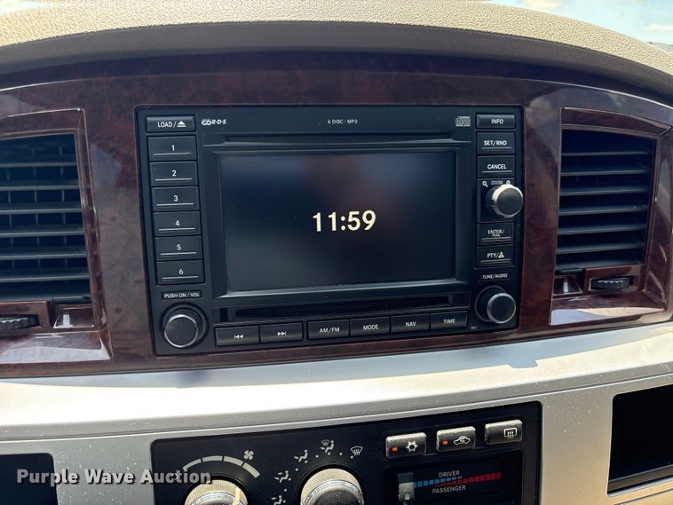 image for item EQ8010 2008 Dodge Ram 3500 Crew Cab pickup truck