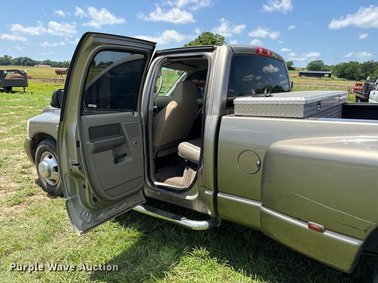 image for item EQ8010 2008 Dodge Ram 3500 Crew Cab pickup truck
