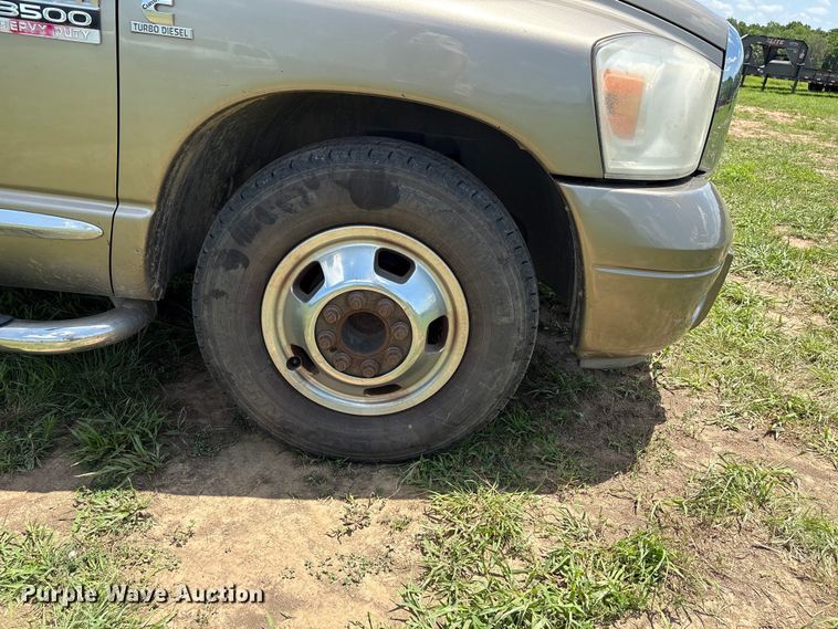 image for item EQ8010 2008 Dodge Ram 3500 Crew Cab pickup truck