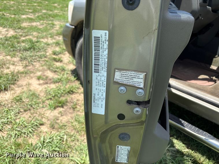 image for item EQ8010 2008 Dodge Ram 3500 Crew Cab pickup truck