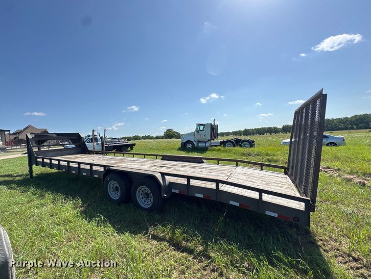 image for item EQ8011 2016 Elite Trailers utility trailer