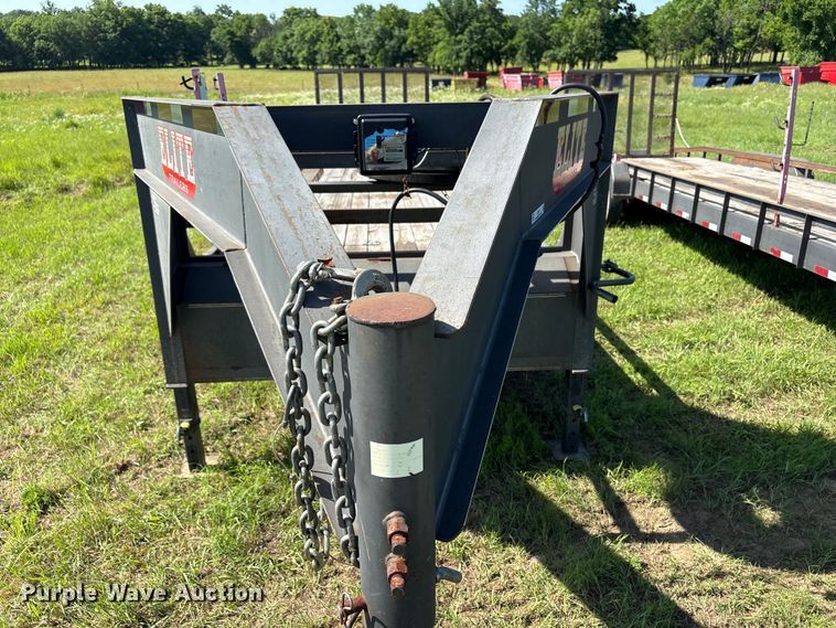 image for item EQ8011 2016 Elite Trailers utility trailer