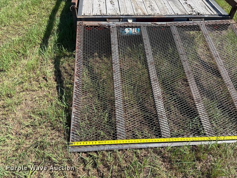 image for item EQ8011 2016 Elite Trailers utility trailer