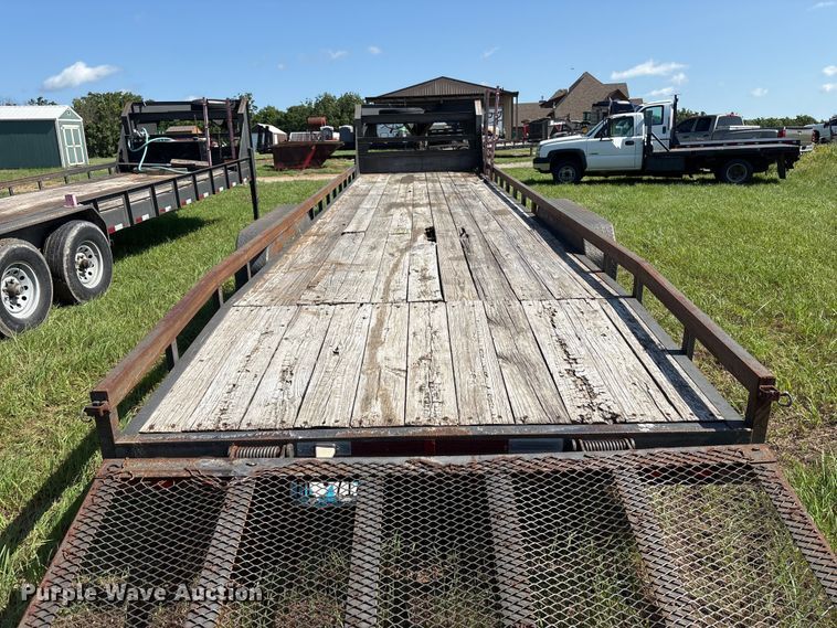 image for item EQ8011 2016 Elite Trailers utility trailer