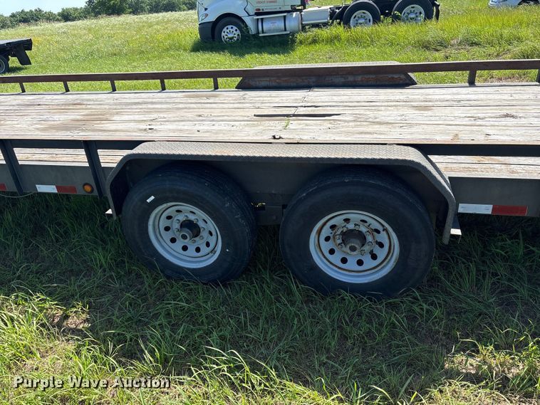 image for item EQ8011 2016 Elite Trailers utility trailer