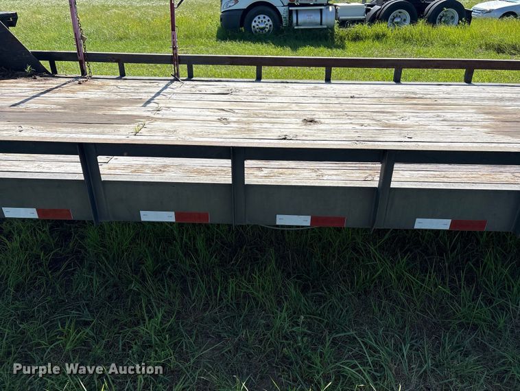 image for item EQ8011 2016 Elite Trailers utility trailer