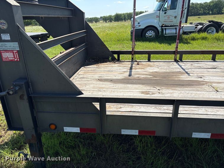 image for item EQ8011 2016 Elite Trailers utility trailer