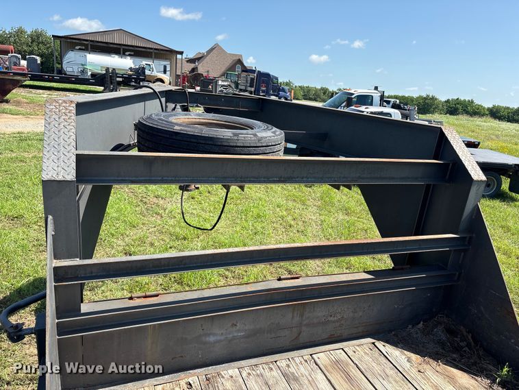 image for item EQ8011 2016 Elite Trailers utility trailer