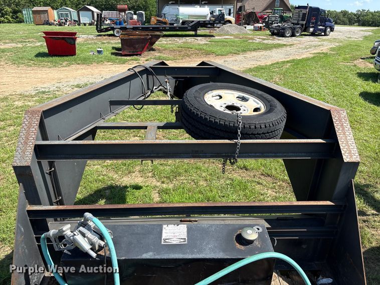 image for item EQ8012 2016 Elite Trailers utility trailer