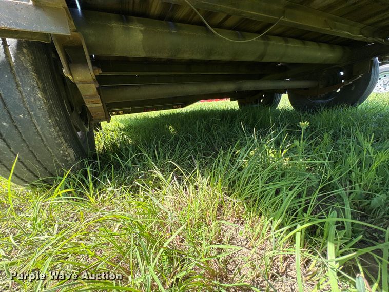 image for item EQ8012 2016 Elite Trailers utility trailer
