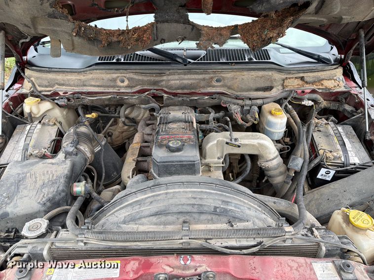 image for item EQ8039 2006 Dodge Ram 3500 Ext. Cab flatbed pickup truck