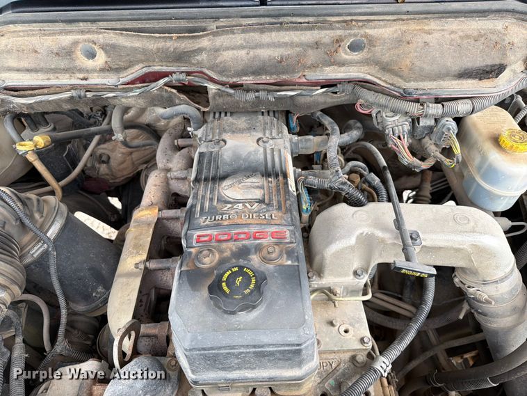 image for item EQ8039 2006 Dodge Ram 3500 Ext. Cab flatbed pickup truck