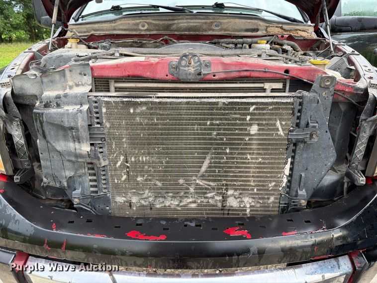 image for item EQ8039 2006 Dodge Ram 3500 Ext. Cab flatbed pickup truck