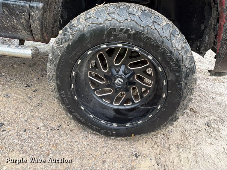 image for item EQ8039 2006 Dodge Ram 3500 Ext. Cab flatbed pickup truck